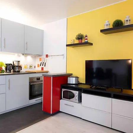 Str123l Sarah * Niendorf (Timmendorfer Strand)